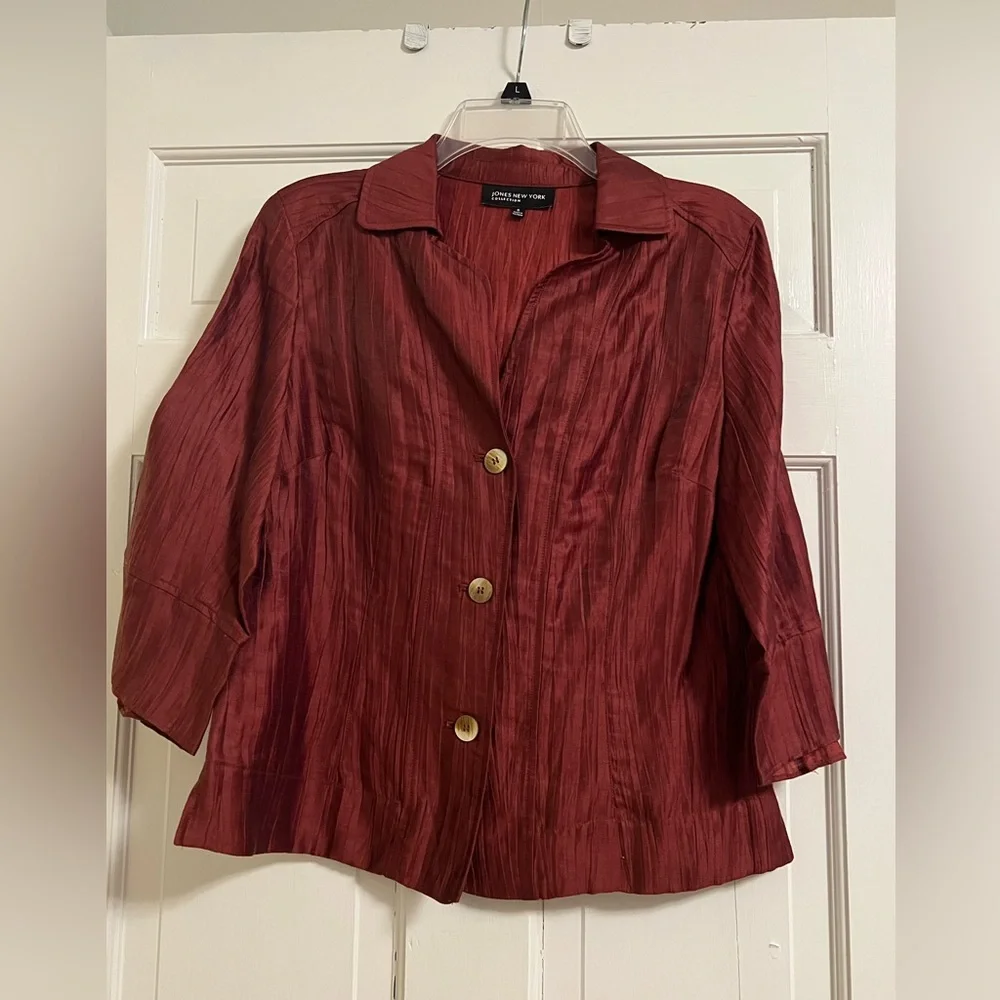 Button down blouse - Picture 1 of 5